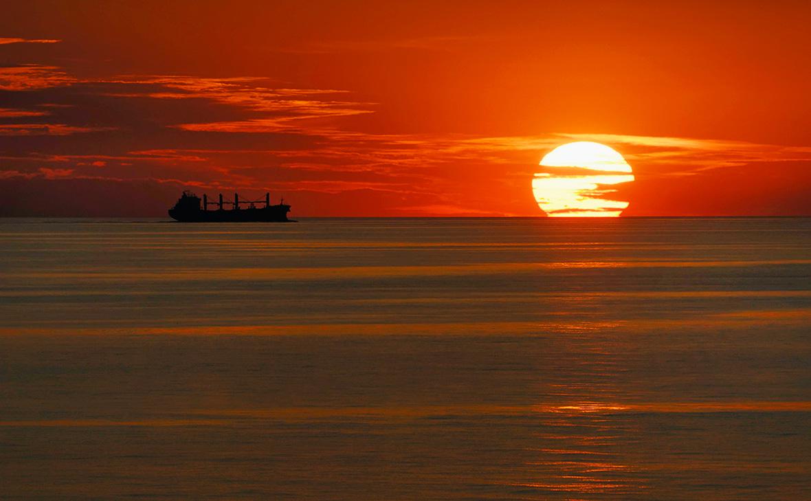 Владельцы танкеров начали подготовку к затяжному кризису в Красном море